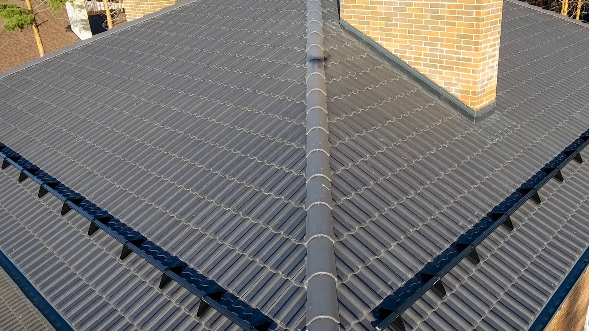 Shingle repair closeup